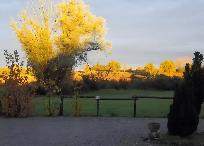 Le Ry De Pouzioux Hébergement de vacances *